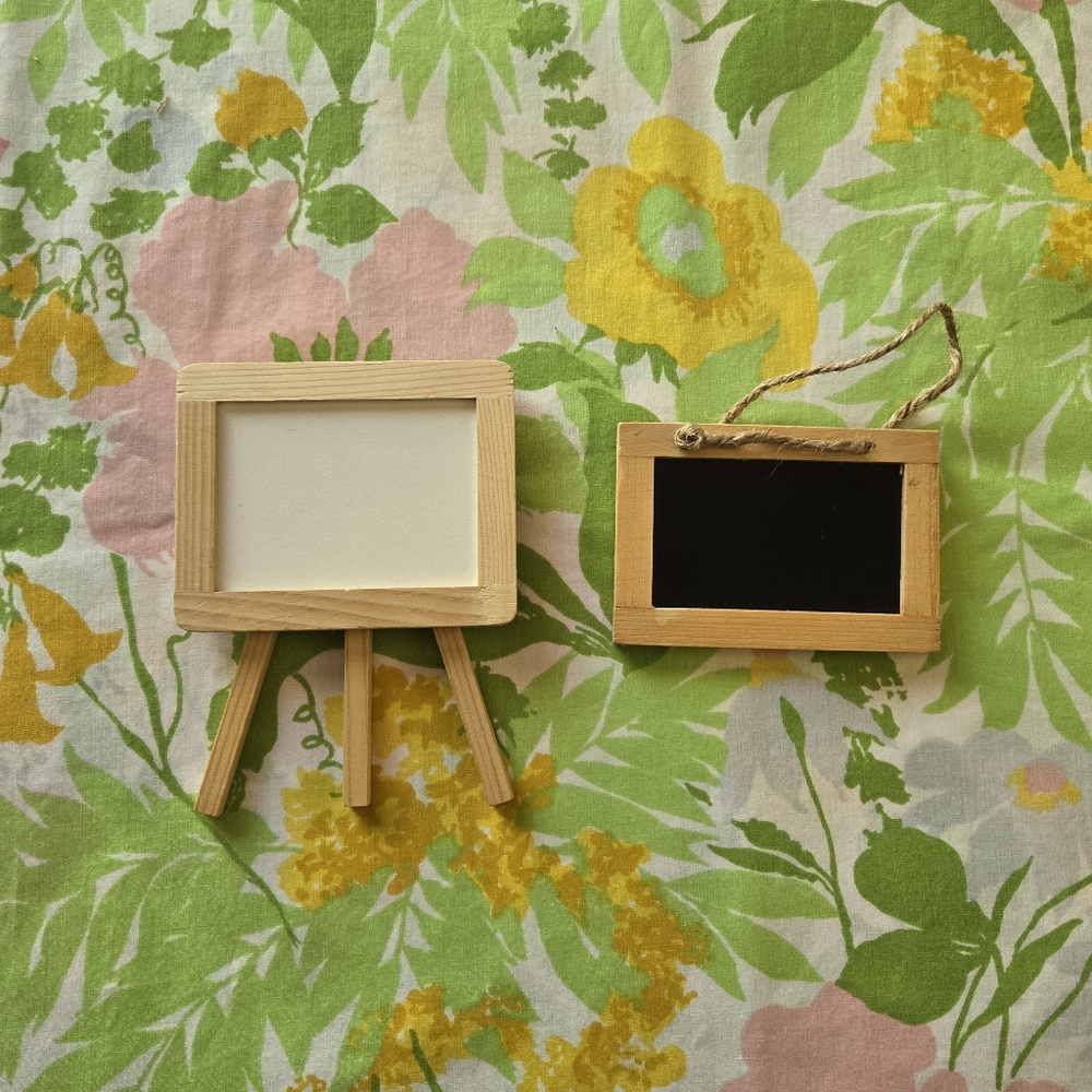 Mini Chalkboard And Easel Set Of 2